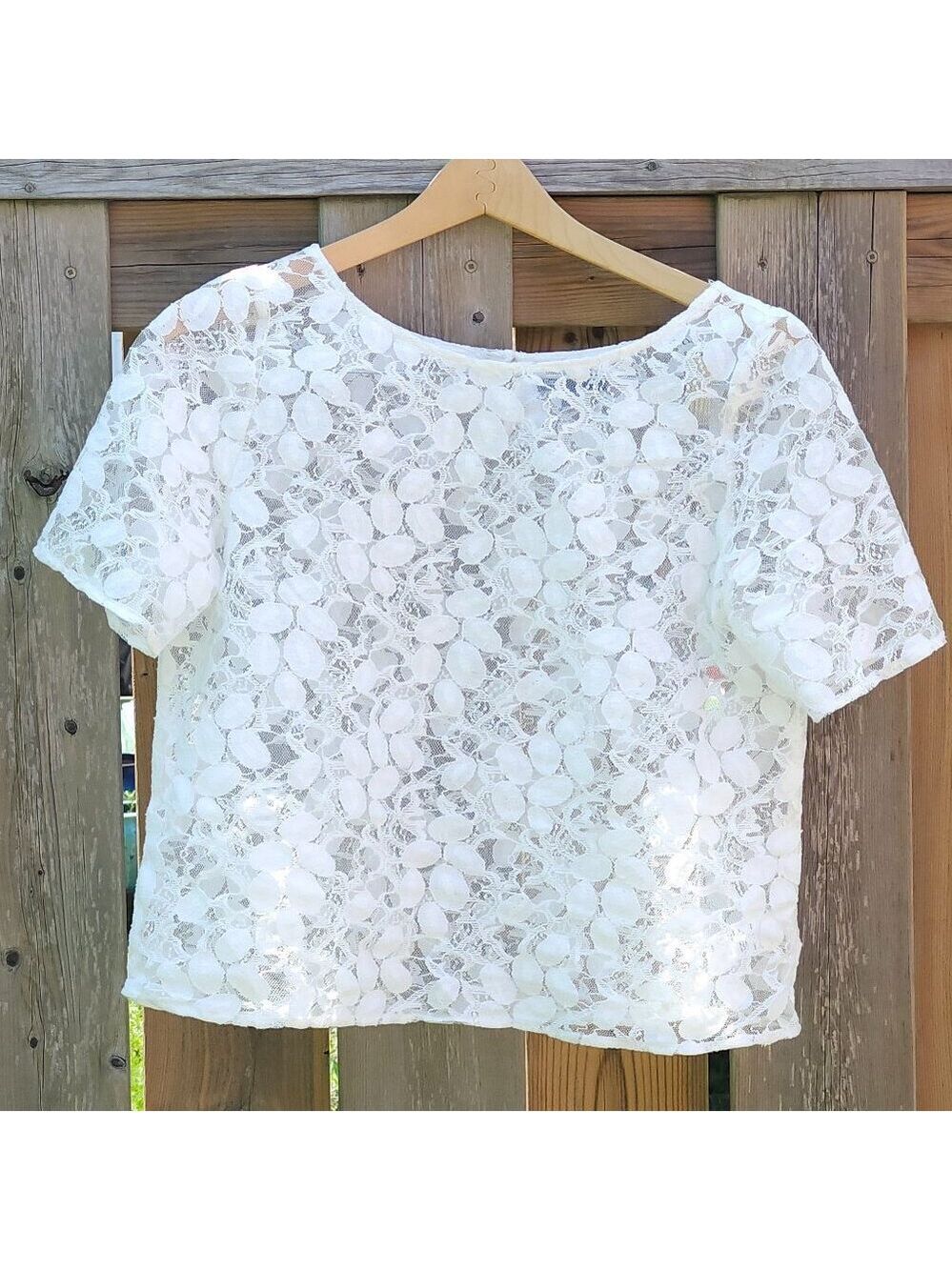 Romantic GAP LACE OVERLAY CROP TOP Women's Size Small Short Sleeve coquette